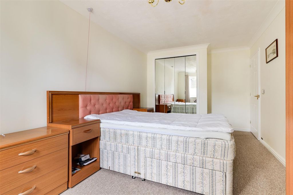 Additional image 15 of 2 bed flat for saleUnion Lane, Chesterton, Cambridge CB4