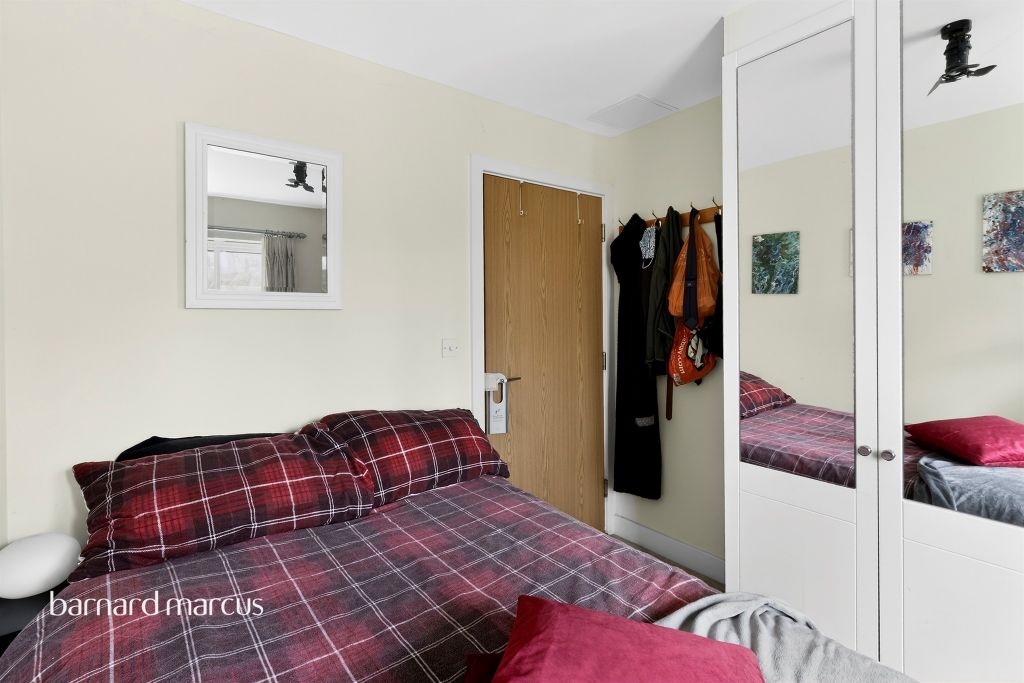 Additional image 10 of 2 bed flat for saleHill View, Dorking RH4