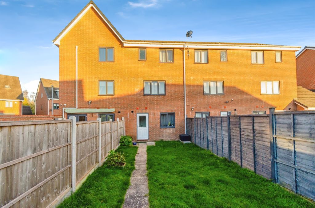Additional image 17 of 3 bed terraced house for saleKynance Grove, Wolverhampton WV14