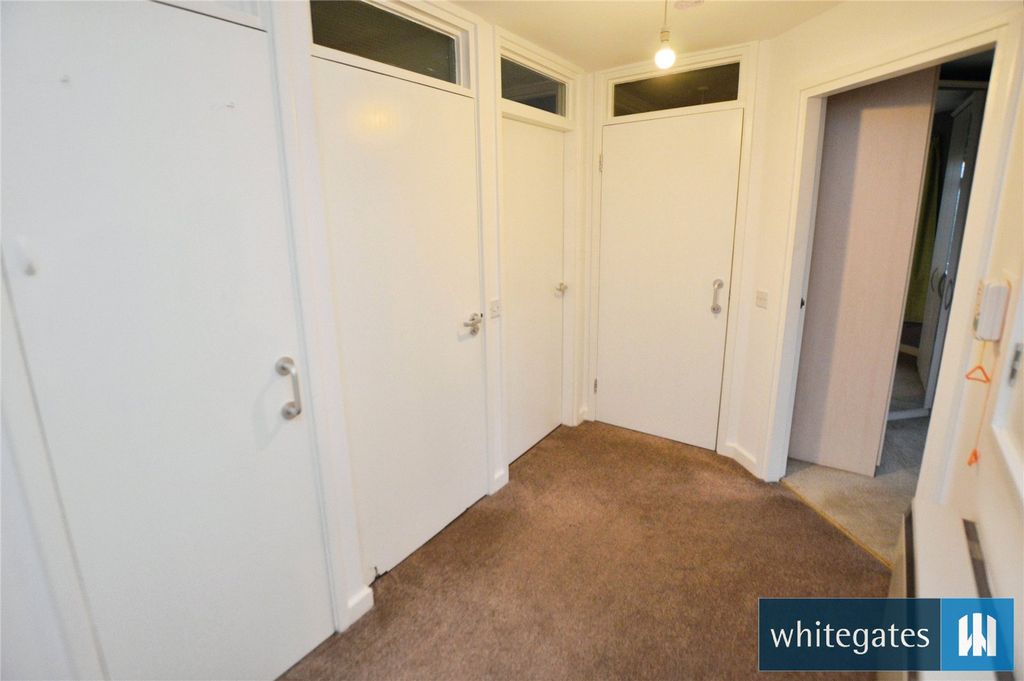 Additional image 6 of 2 bed flat for saleLynwood Garth, Leeds, West Yorkshire LS12
