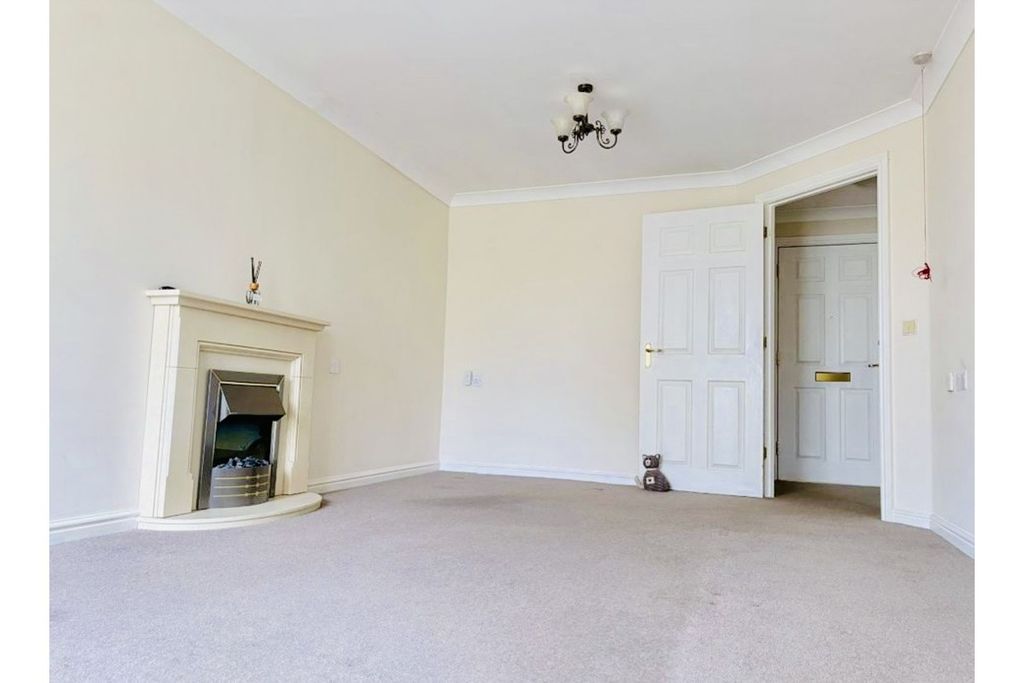 Additional image 8 of 1 bed property for sale20 Alexandra Road, Gorseinon SA4