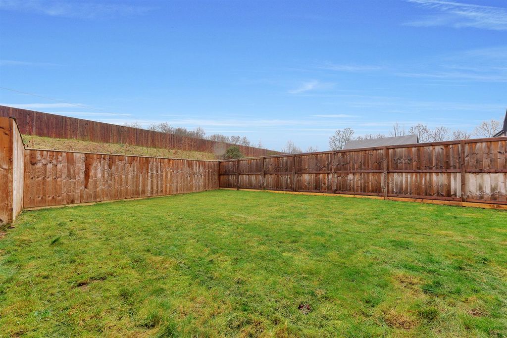Additional image 24 of 3 bed semi-detached house for saleWoodyard Avenue, Chesterfield S41