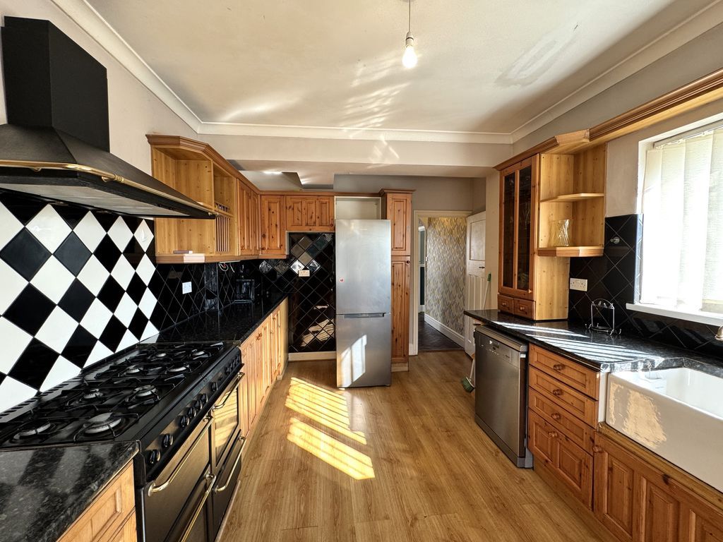 Additional image 14 of 3 bed detached house for saleBlaen Y Pant Place, Newport NP20