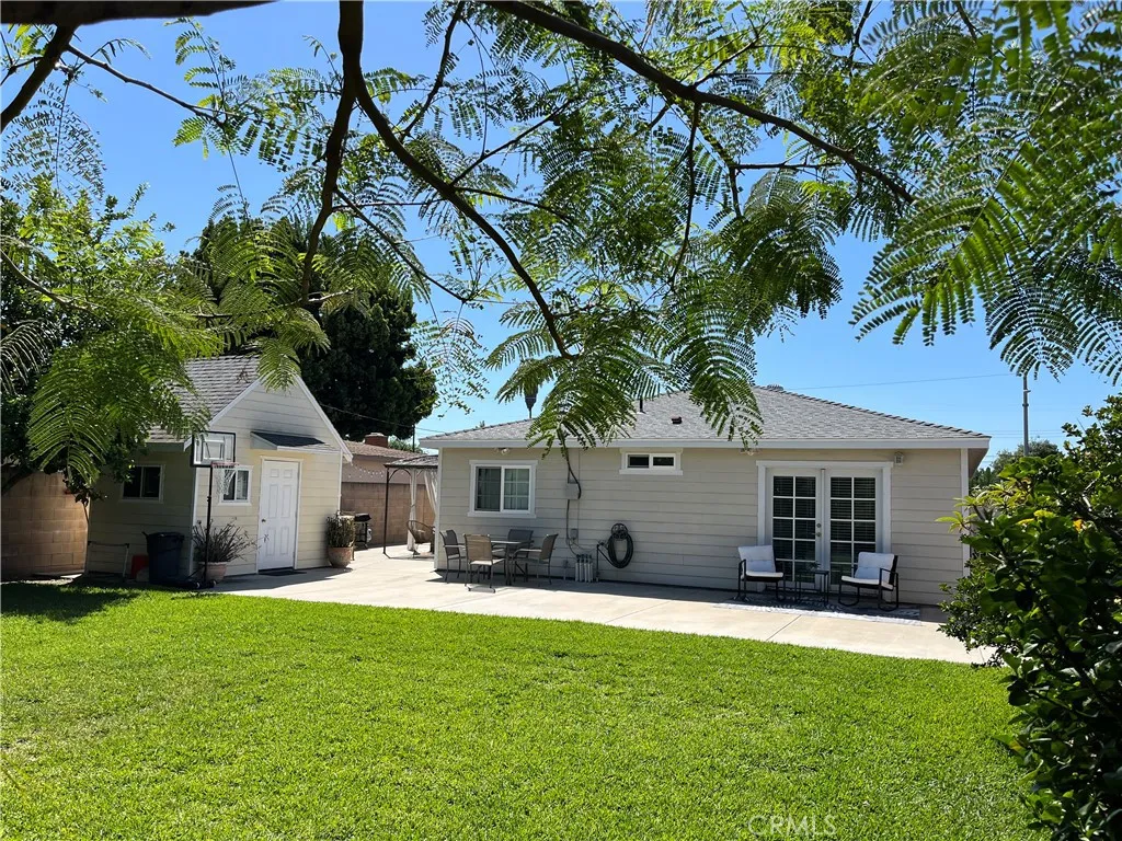 13708 Carfax Ave, Bellflower, CA 90706