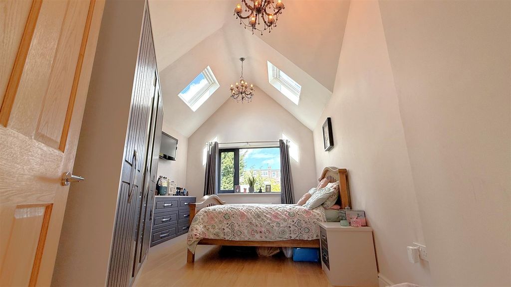 Additional image 16 of 4 bed semi-detached house for saleWoodfall Avenue, Cotteridge / Bournville, Birmingham B30