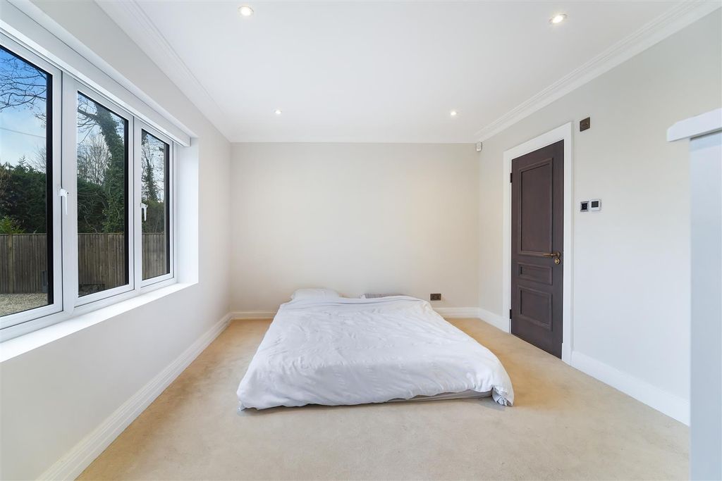 Additional image 27 of 5 bed detached house for saleWoodmansterne Lane, Banstead SM7