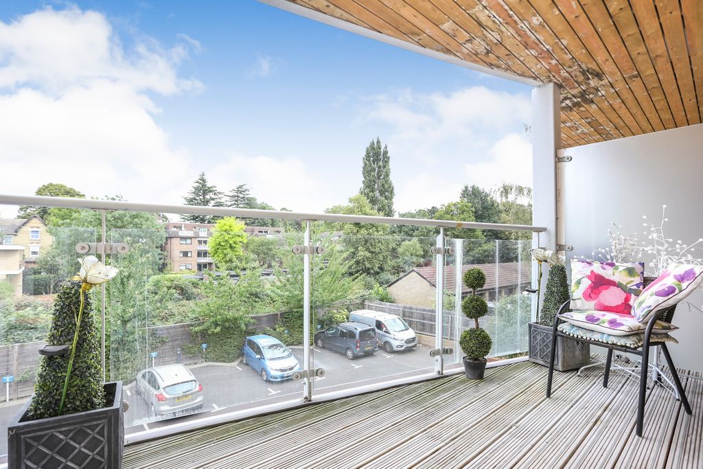 Additional image 2 of 2 bed flat for sale57 Albemarle Road, Beckenham BR3