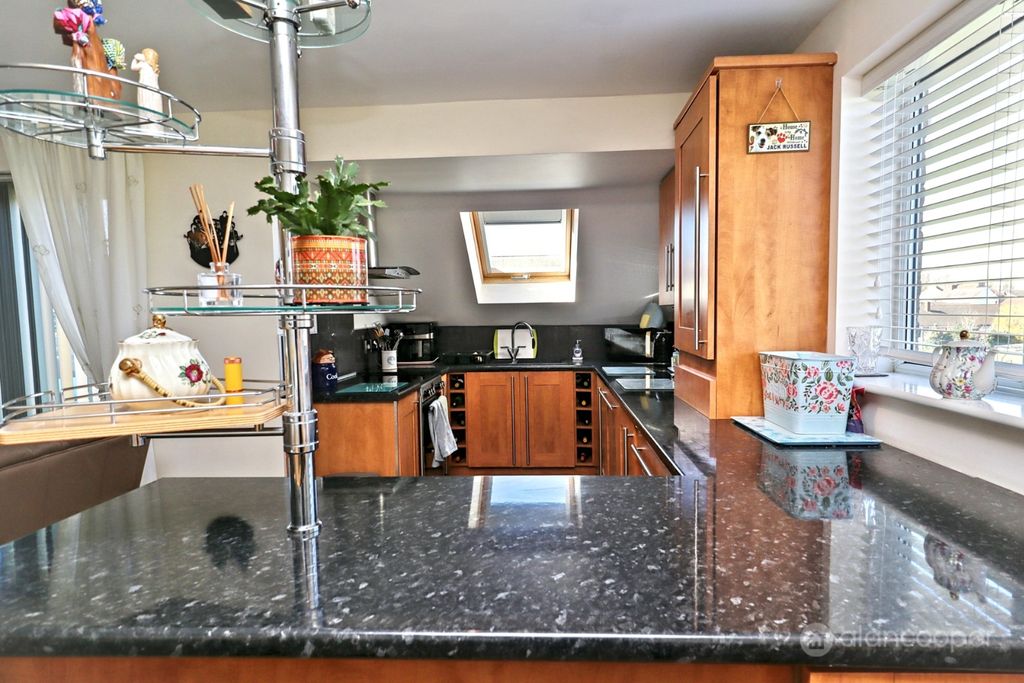 Additional image 11 of 2 bed flat for saleAlec Stewart House, Hilditch Way, Attleborough, Nuneaton CV11