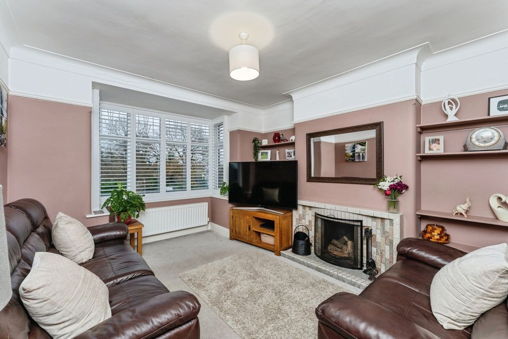 Additional image 3 of 4 bed detached house for saleFron Park Road, Holywell, Flintshire CH8