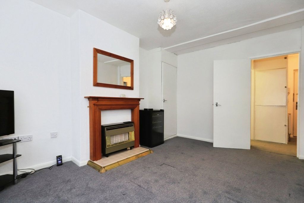 Additional image 15 of 1 bed maisonette for saleWolverhampton Street, Bilston, West Midlands WV14