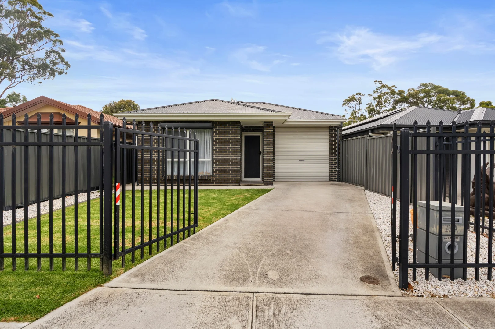 22A Conington Cr, Morphett Vale SA 5162 photo 2