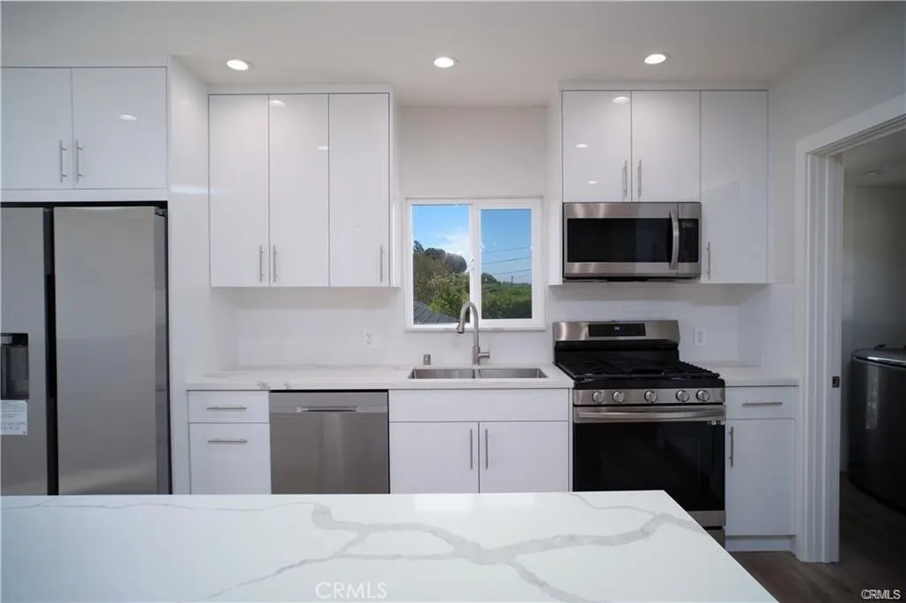 Additional image 58 of 1020 Lantana Drive, Los Angeles, CA 90042