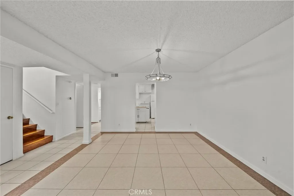 Additional image 6 of 22647 Margarita Dr, Woodland Hills, CA 91364