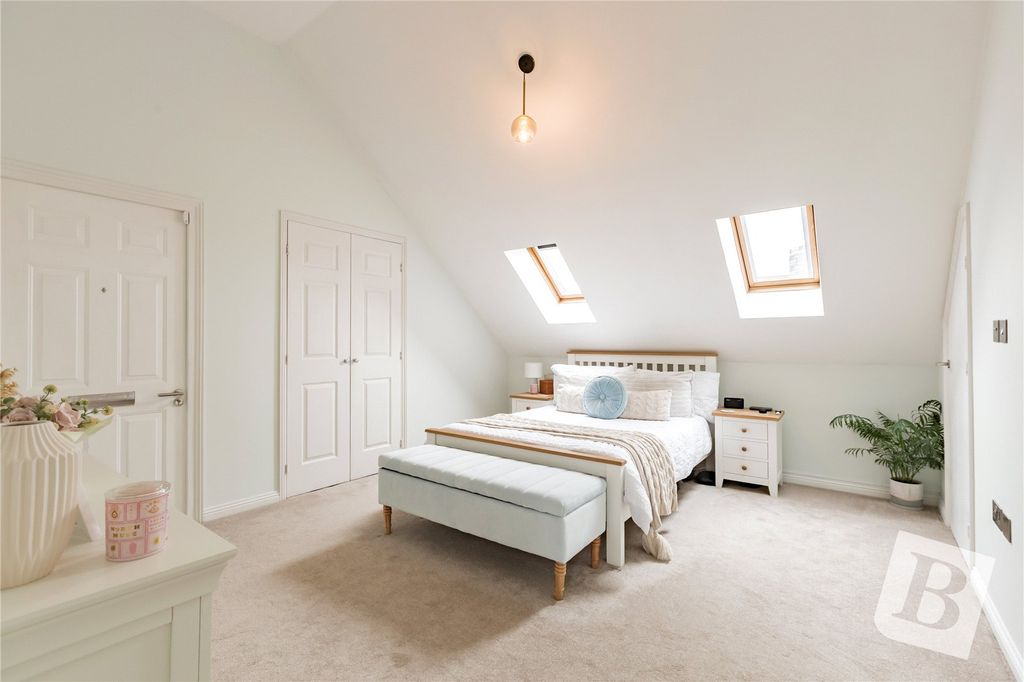Additional image 2 of 3 bed flat for saleKidman Close, Gidea Park, Romford RM2