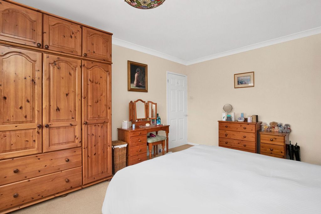 Additional image 14 of 3 bed bungalow for saleBramble Hill, Alresford, Hampshire SO24