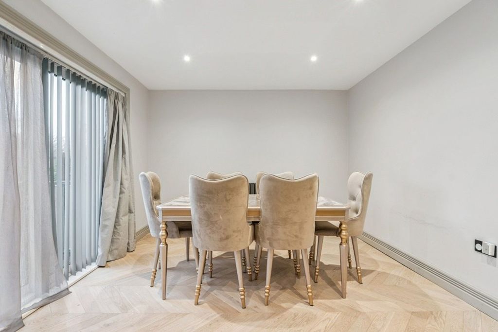 Additional image 6 of 5 bed terraced house for saleAlva Way, Carpenders Park, Watford WD19