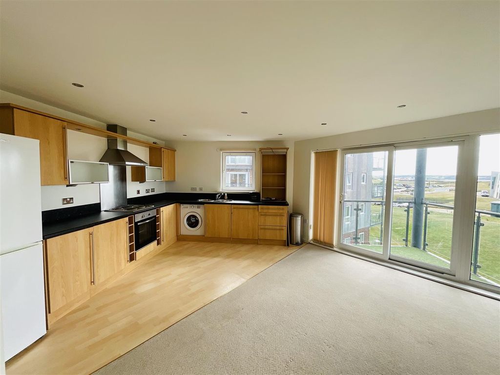 Additional image 4 of 2 bed flat for salePentre Doc Y Gogledd, Llanelli SA15