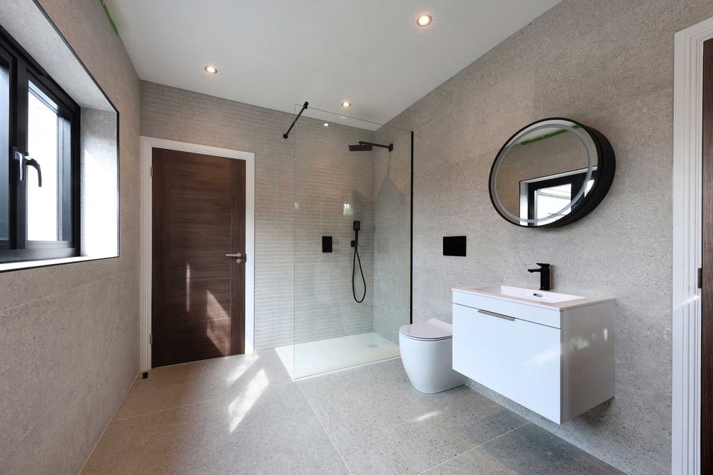 Additional image 16 of 6 bed detached house for saleStation Road, Amersham, Buckinghamshire HP7