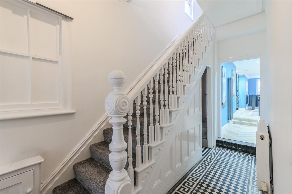 Additional image 26 of 5 bed end terrace house for saleWindsor Road, Barry CF62