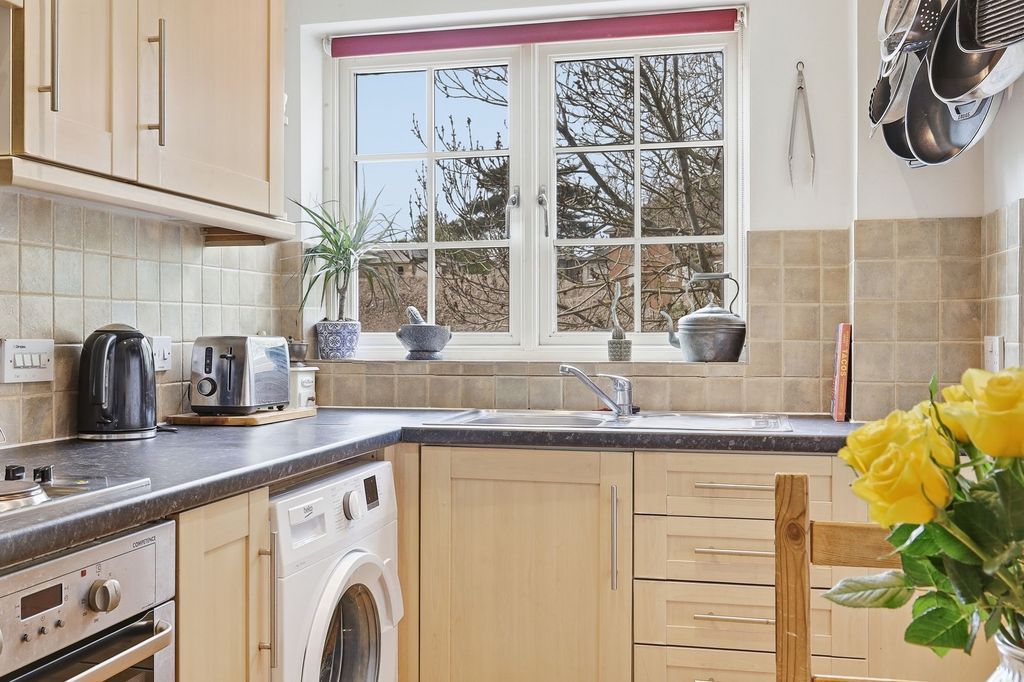 Additional image 9 of 1 bed flat for saleOld Maltings Approach, Melton IP12