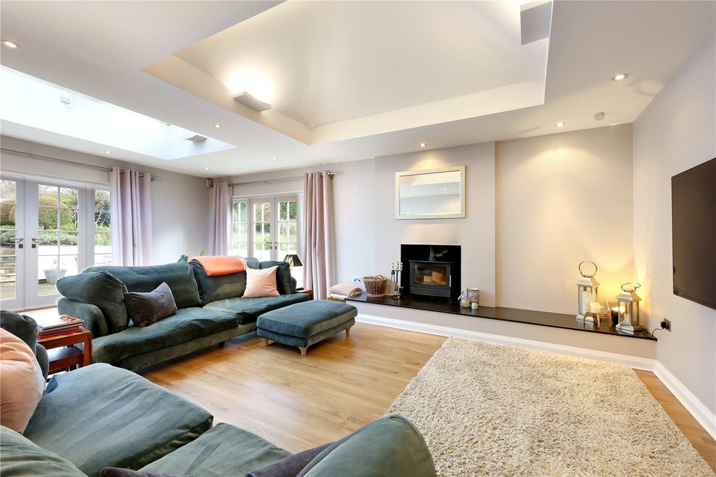 Additional image 6 of 5 bed detached house for saleWestfield Road, Beaconsfield, Buckinghamshire HP9