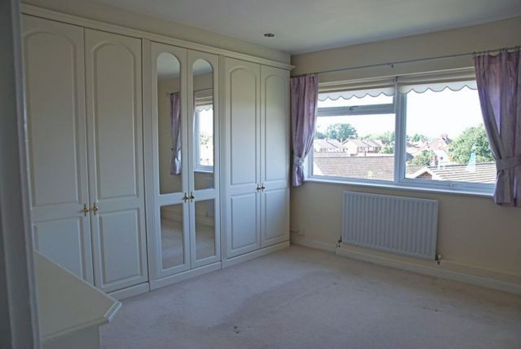 Additional image 4 of 3 bed flat for saleFloral Court, Ashtead KT21