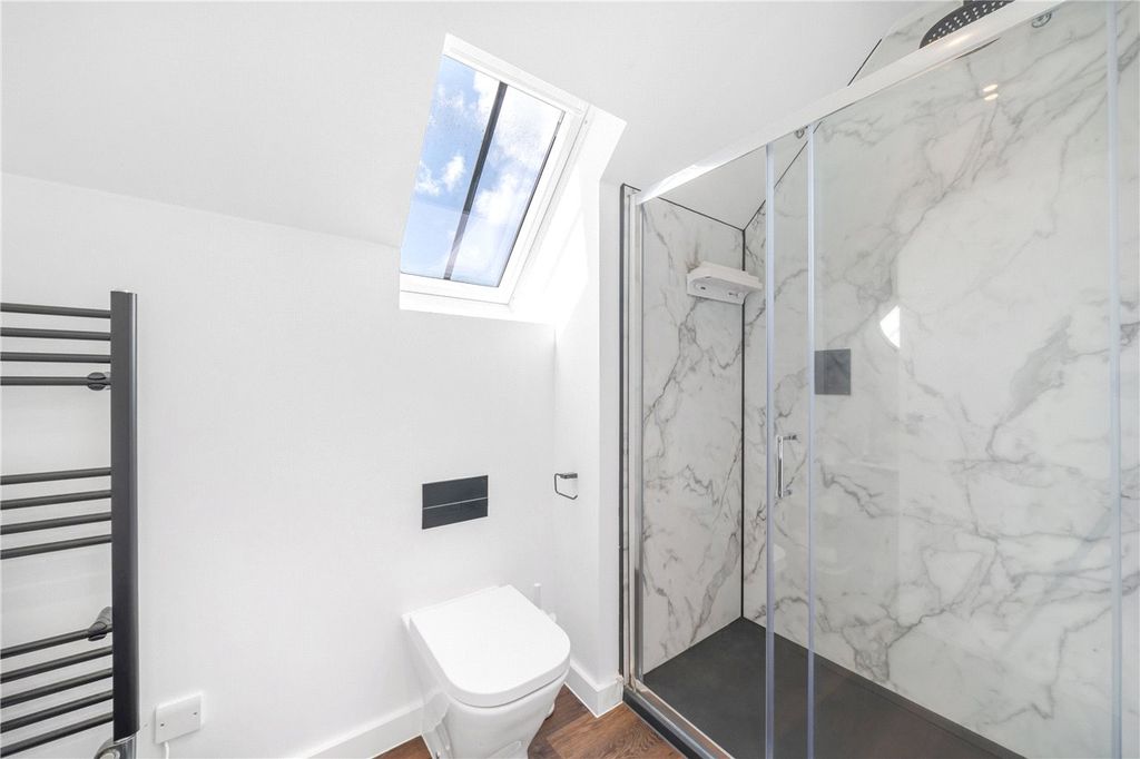 Additional image 9 of 2 bed flat for saleThe Avenue, Beckenham BR3