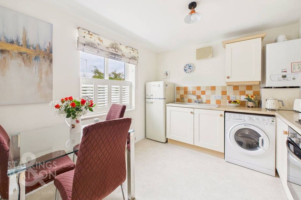 Additional image 7 of 2 bed flat for saleHolly Blue Road, Wymondham, Norwich NR18
