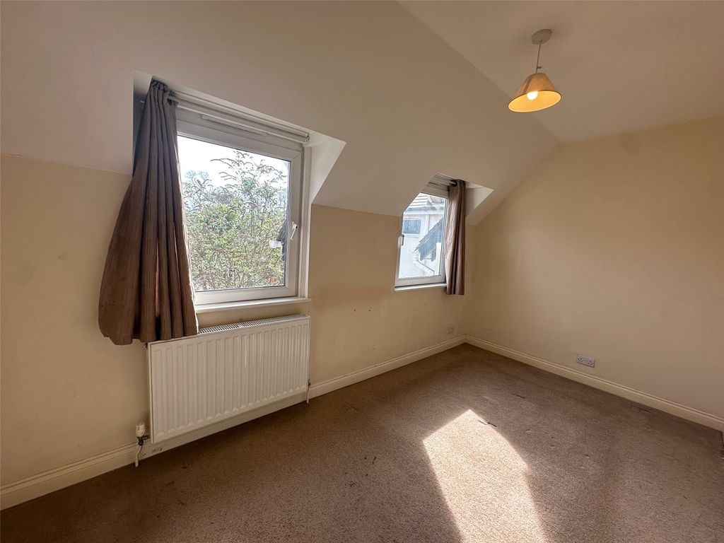 Additional image 6 of 2 bed flat for saleSt. Michaels Road, Aldershot, Hampshire GU12