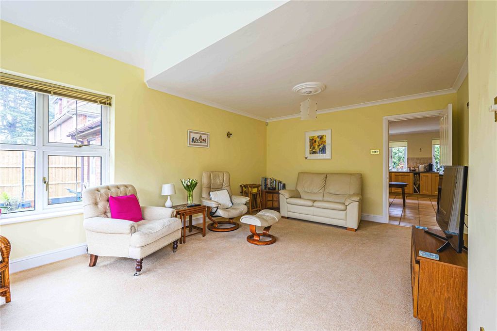 Additional image 11 of 5 bed detached house for saleShenstone Hill, Gravel Path, Berkhamsted, Hertfordshire HP4