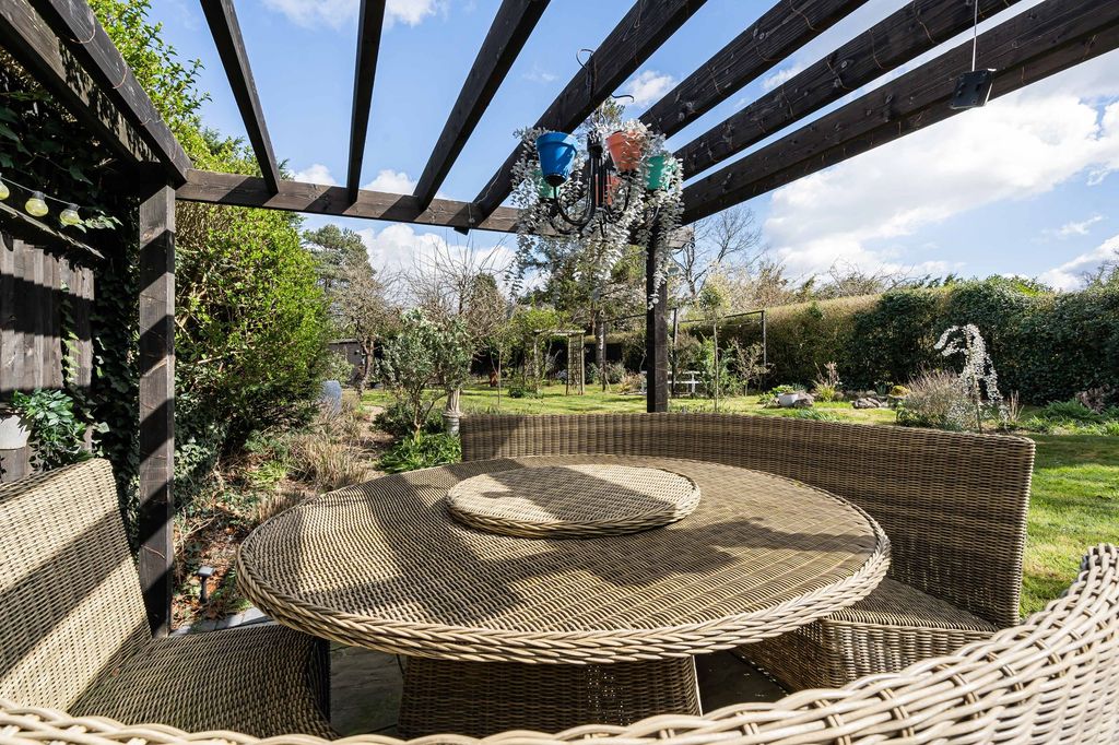 Additional image 32 of 5 bed detached house for saleHarriotts Lane, Ashtead KT21
