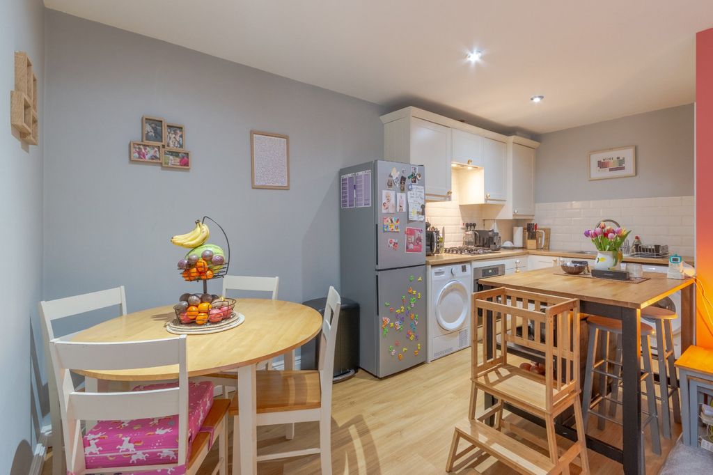 Additional image 5 of 1 bed flat for saleFerrand Lane, Bingley, West Yorkshire BD16