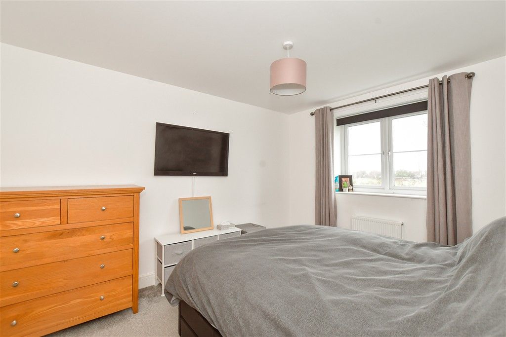 Additional image 6 of 2 bed flat for salePriors Orchard, Southbourne, Emsworth, West Sussex PO10