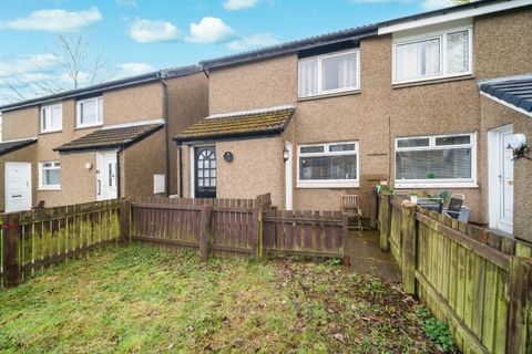 Hollinwell Road, Glasgow, Summerston G23