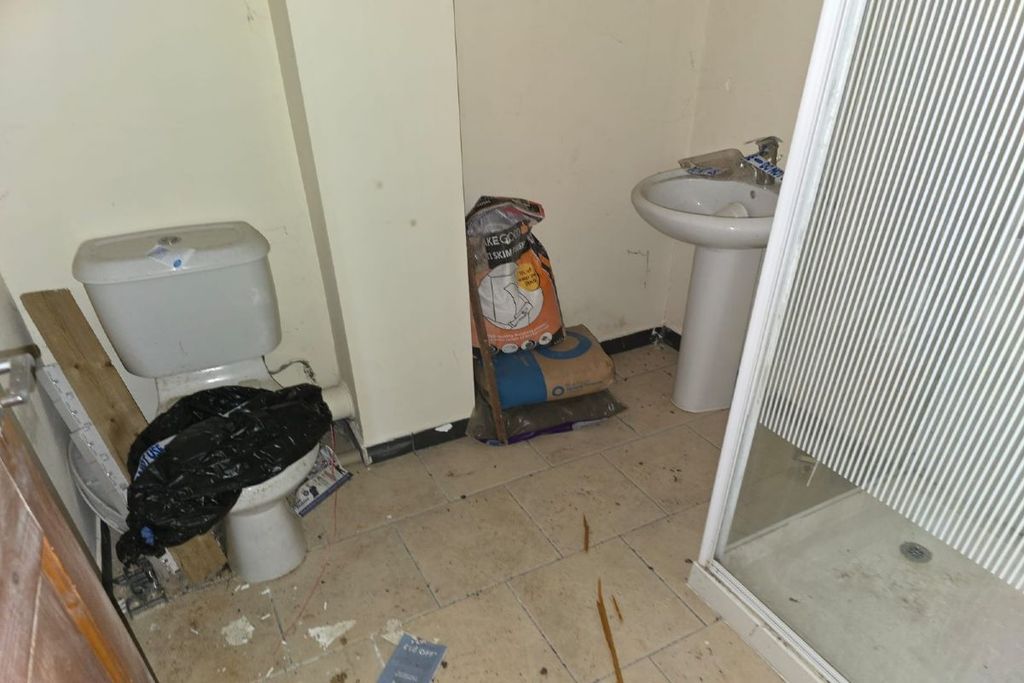 Additional image 2 of 1 bed flat for saleAvils Hill, Kilbirnie KA25