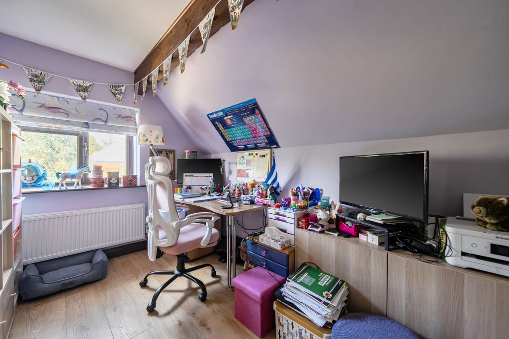 Additional image 30 of 5 bed detached house for saleVicarage Road, Reading, Berkshire RG2
