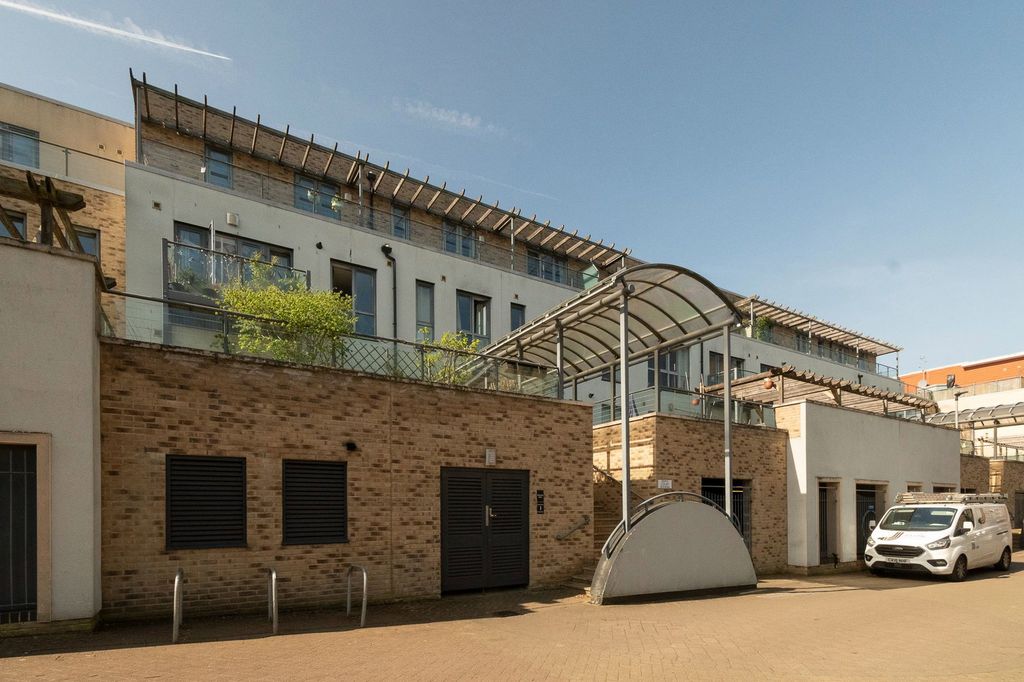 Additional image 13 of 1 bed flat for salePepys Court, Cambridge CB4