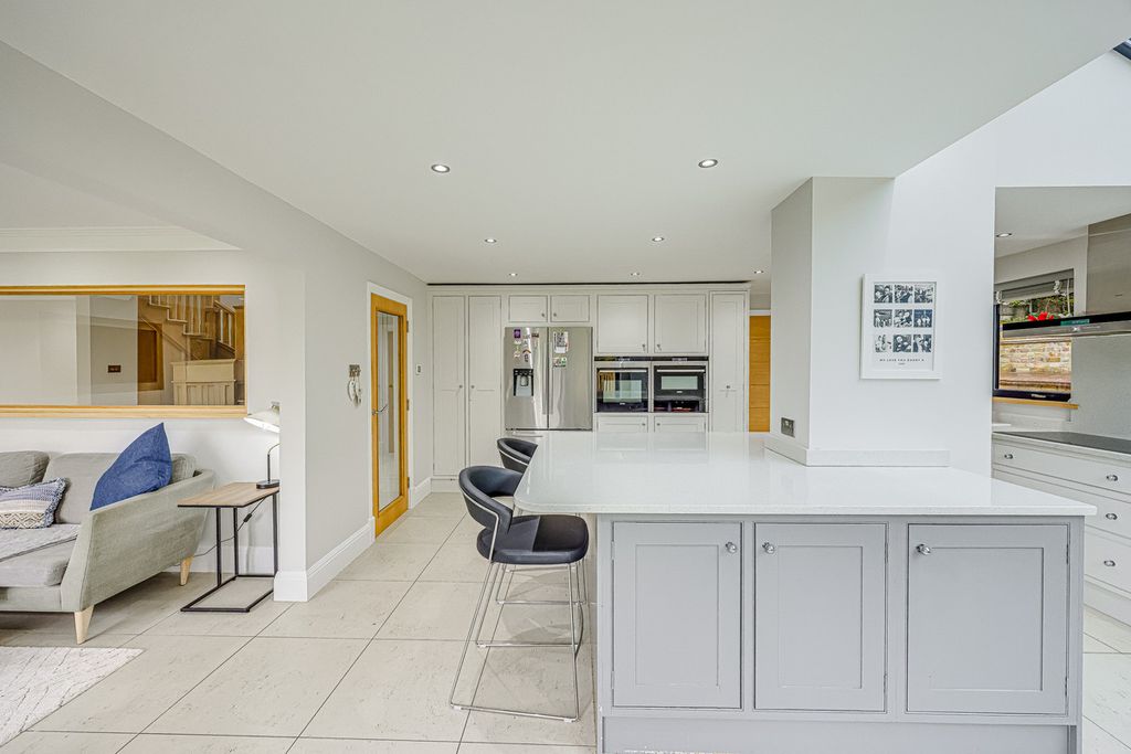 Additional image 18 of 5 bed detached house for saleBowers Road, Benfleet SS7