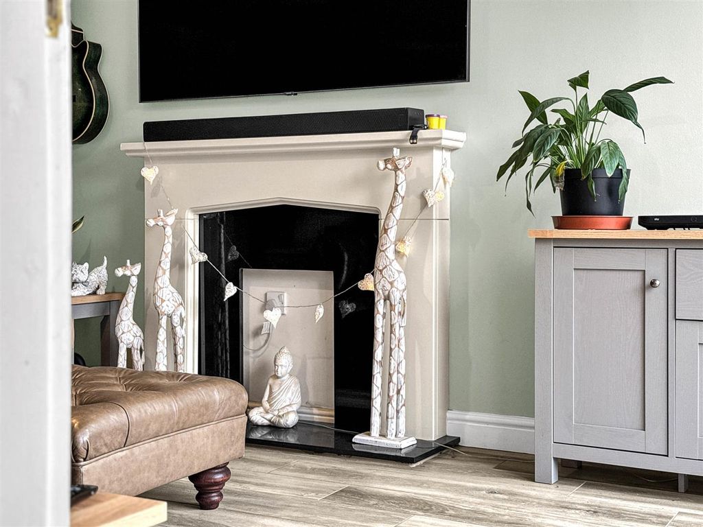 Additional image 6 of 4 bed town house for saleHuntspill Road, West Timperley, Altrincham WA14