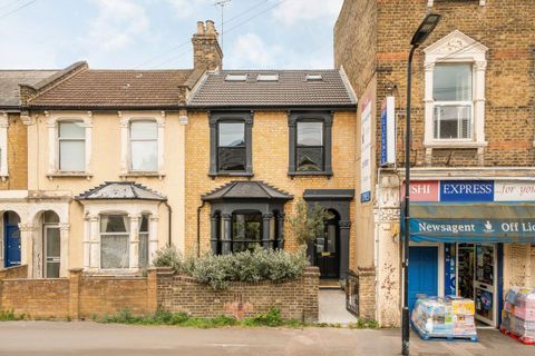 Glyn Road, Clapton E5