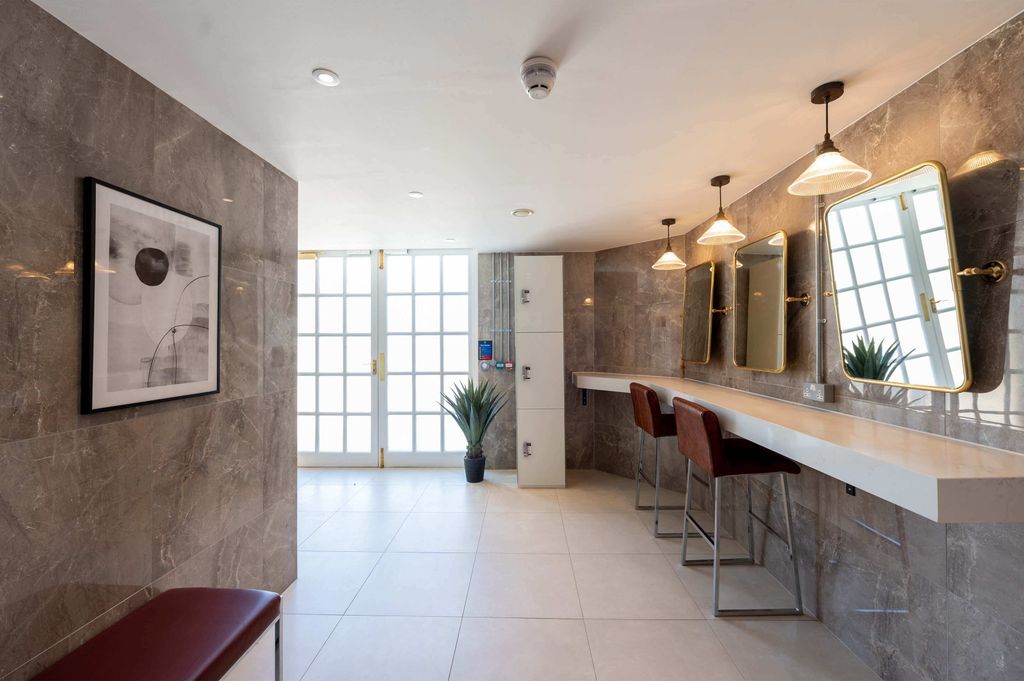 Additional image 6 of 2 bed flat for saleKendrick Drive, Barnet EN4