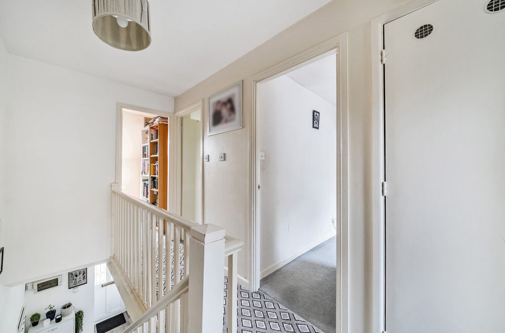 Additional image 16 of 3 bed end terrace house for saleWoking, Surrey GU21