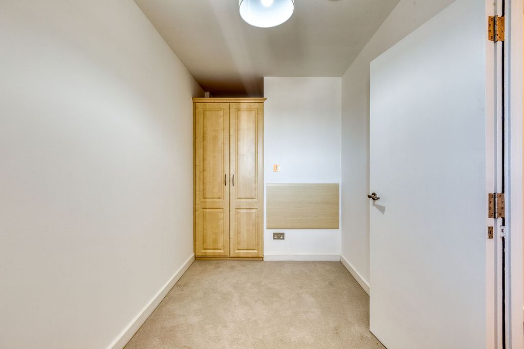 Additional image 12 of 2 bed flat for sale30 Harbour Reach, St Helier JE2