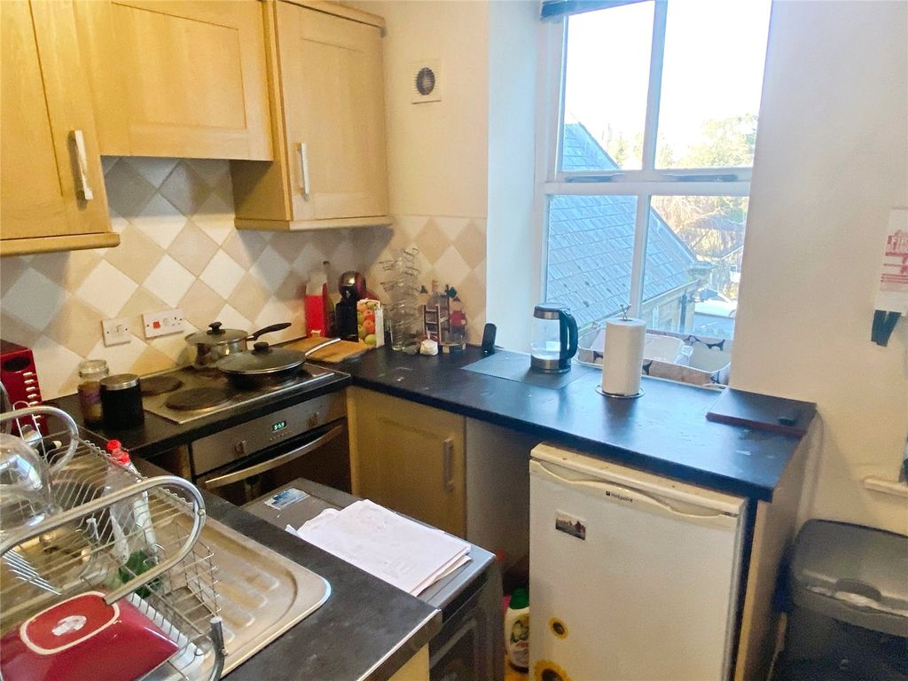 Additional image 4 of 1 bed flat for saleHalifax Road, Dewsbury WF13