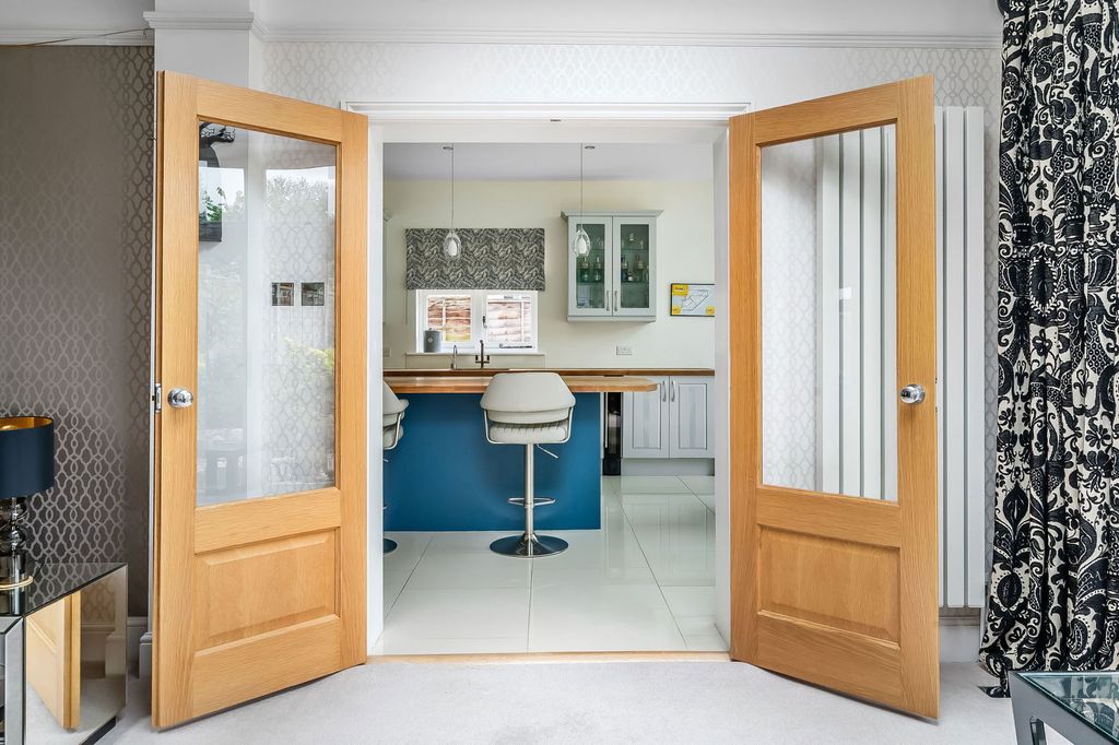Additional image 6 of 4 bed detached house for saleAgates Lane, Ashtead KT21