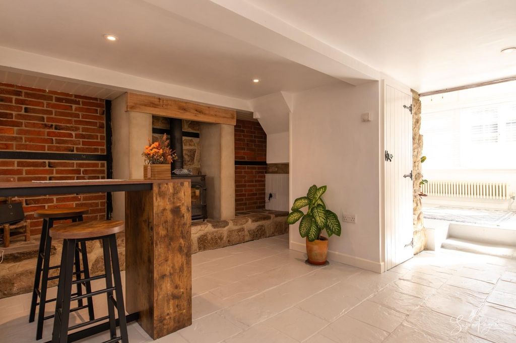 Additional image 4 of 2 bed semi-detached house for saleIsenhurst Court, Bembridge PO35