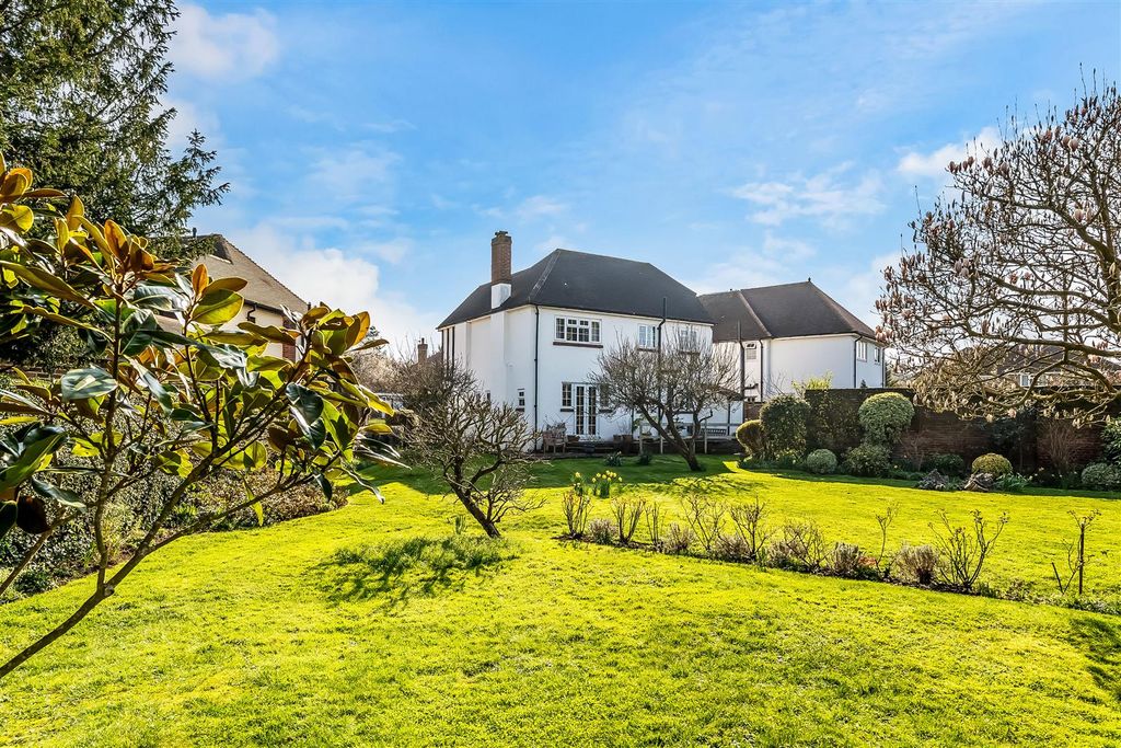 Additional image 28 of 4 bed detached house for saleRectory Close, Ashtead KT21