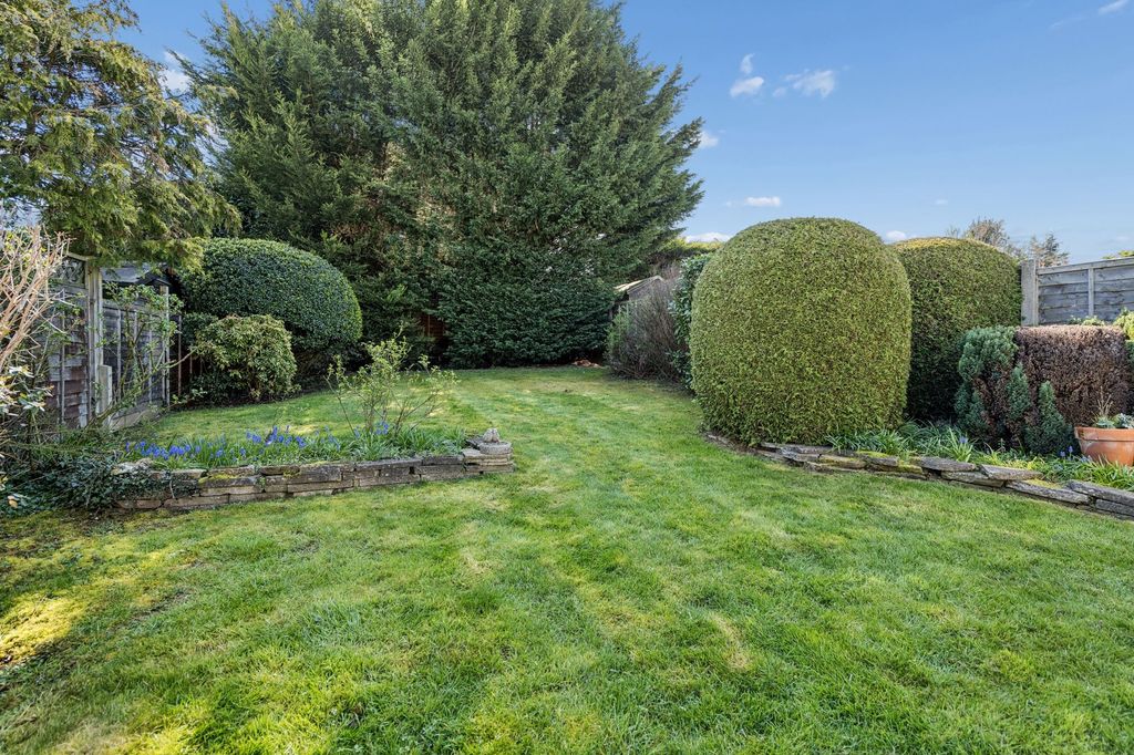 Additional image 20 of 4 bed semi-detached bungalow for saleThe Courtway, Carpenders Park, Watford WD19
