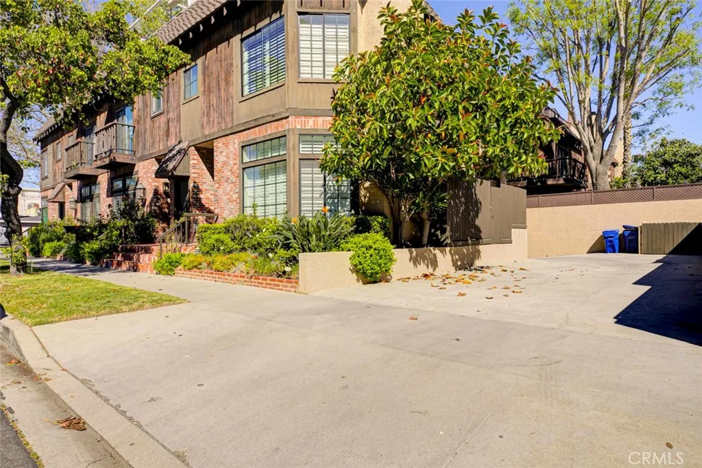 Additional image 107 of 4342 Coldwater Canyon Ave Unit 3, Studio City, CA 91604