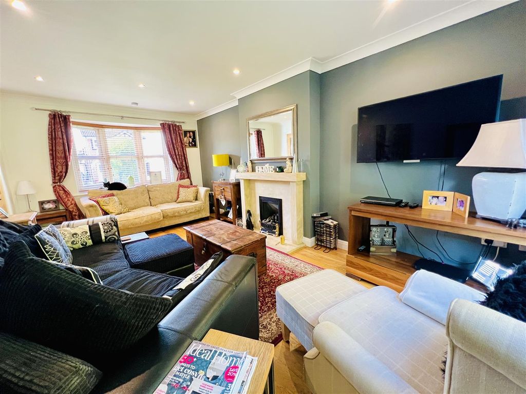 Additional image 7 of 4 bed detached house for saleStour Close, Altrincham WA14